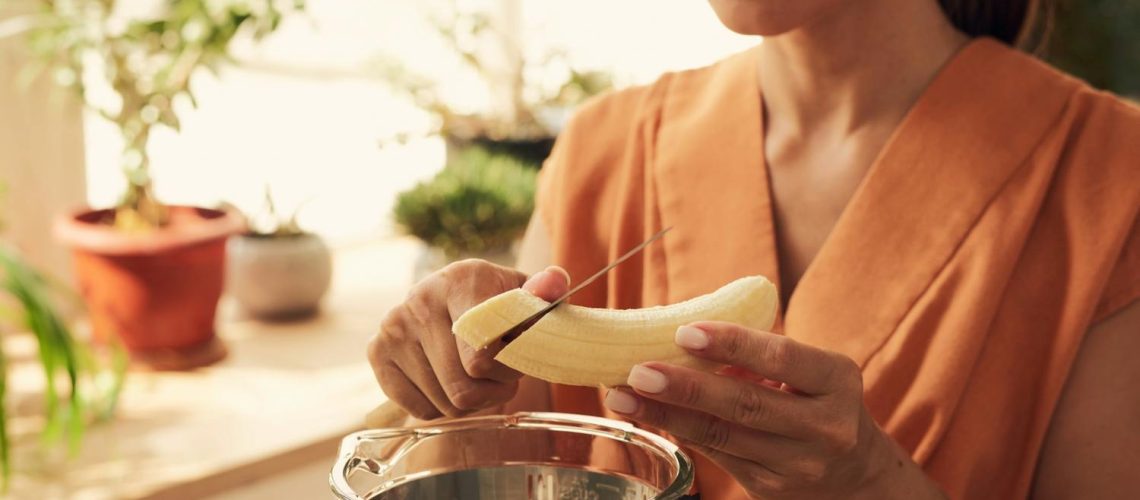 Banane et clou de girofle : un vrai remède pour dormir ?