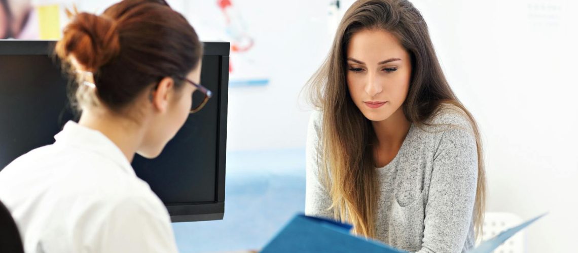 Dépistage du cancer du col de l'utérus : frottis, test HPV, quand et à quelle fréquence les faire ?