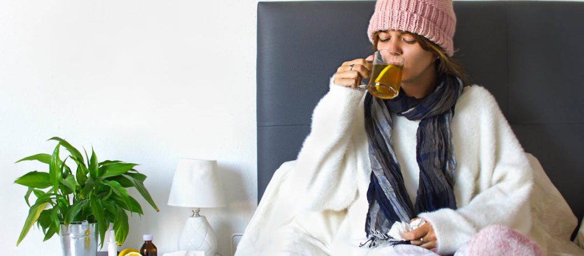 Comment soigner un rhume avec les huiles essentielles et les plantes ? Comment soigner un rhume avec les huiles essentielles et les plantes ?