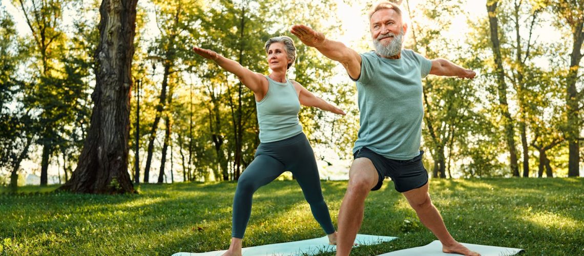 Découvrez tous les bienfaits du yoga pour seniors ! Découvrez tous les bienfaits du yoga pour seniors !